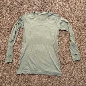 Lululemon Long Sleeve Workout Top